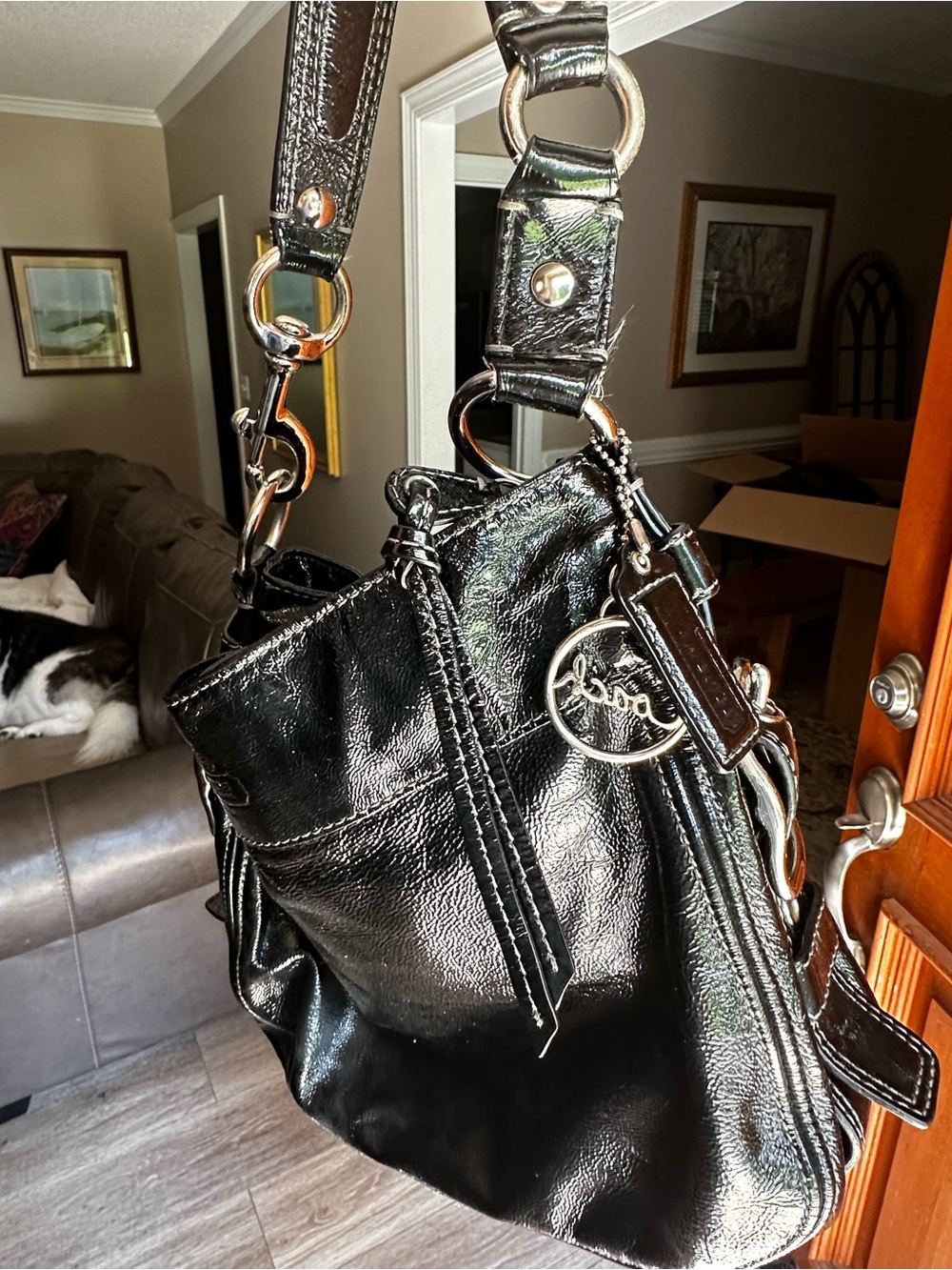 Coach black patent leather shoulder bag - Picture 2 of 6